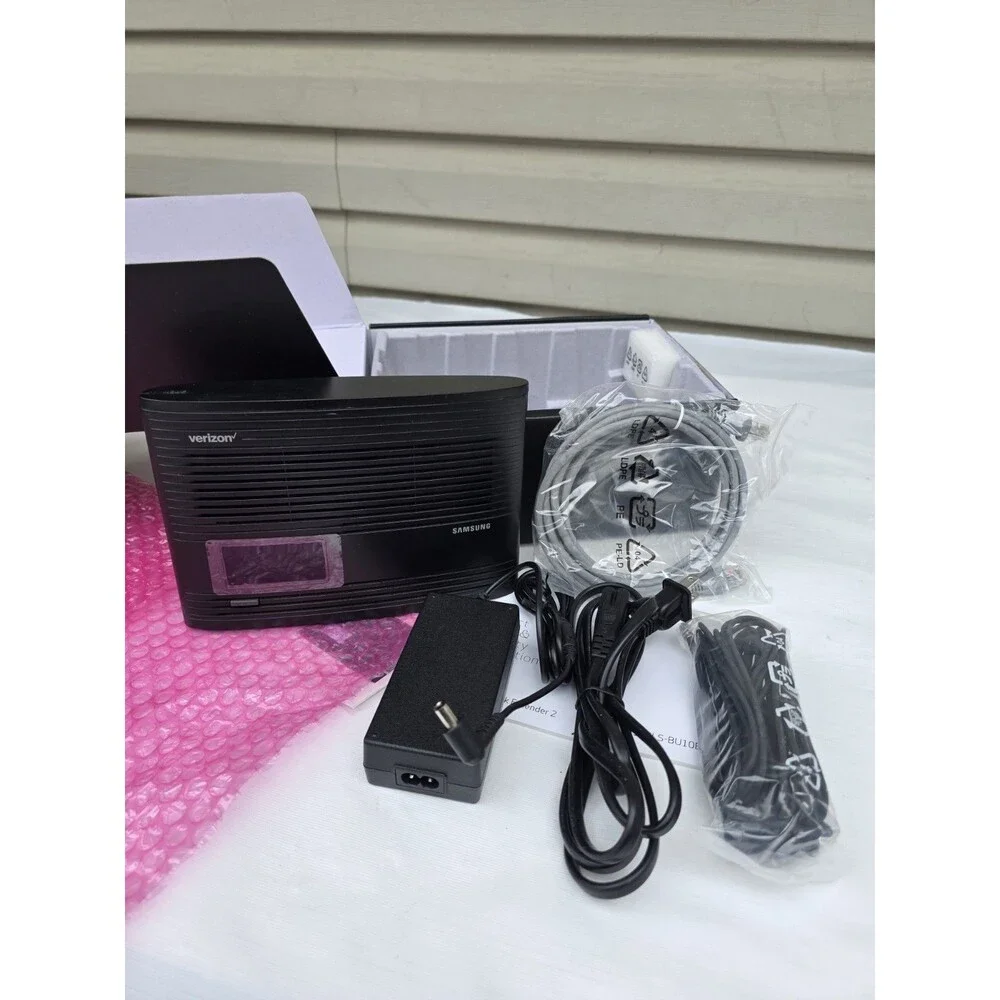 Verizon 4G LTE Network Extender 2 Samsung SLS-BU10B Cell Signal Booster